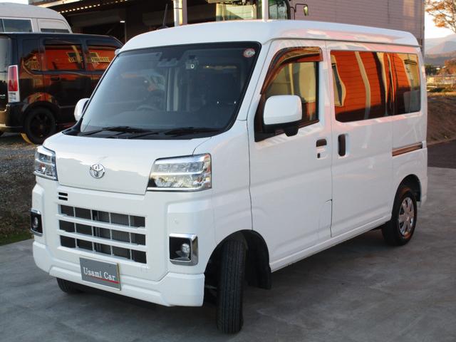 ピクシスバン クルーズ 切り替え4WD トヨタセーフティセンス コーナーセンサー アイドリングストップ リアヒーター プッシュスタート スマートキー ETC ドライブレコーダー スタッドレスタイヤ付き(6枚目)