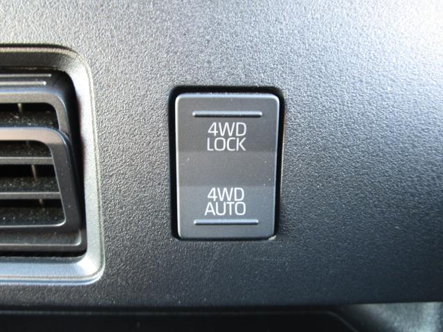 ピクシスバン クルーズ 切り替え4WD トヨタセーフティセンス コーナーセンサー アイドリングストップ リアヒーター プッシュスタート スマートキー ETC ドライブレコーダー スタッドレスタイヤ付き(15枚目)