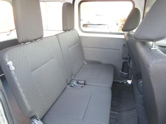 ピクシスバン クルーズ 切り替え4WD トヨタセーフティセンス コーナーセンサー アイドリングストップ リアヒーター プッシュスタート スマートキー ETC ドライブレコーダー スタッドレスタイヤ付き(21枚目)