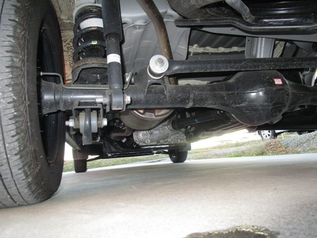 ピクシスバン クルーズ 切り替え4WD トヨタセーフティセンス コーナーセンサー アイドリングストップ リアヒーター プッシュスタート スマートキー ETC ドライブレコーダー スタッドレスタイヤ付き(27枚目)