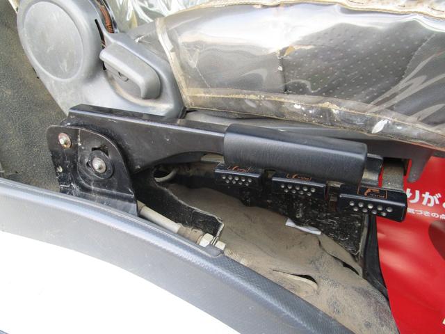 フォワード 深ダンプ 積載3400kg 6MT ディーゼル ETC 荷台メーカー:ShinMaywa ドアバイザー(26枚目)