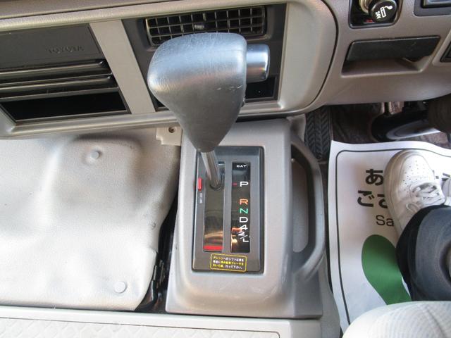 コースター LX ターボ 26人乗り 自動ドア 電動格納ミラー スペアホイールあり スペアキー付き(17枚目)