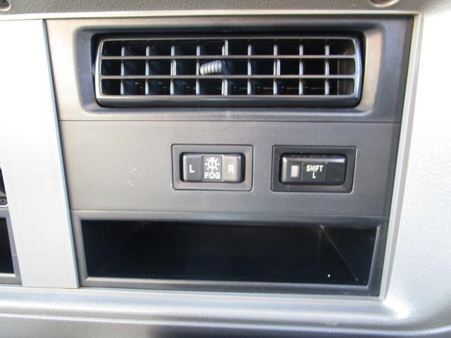 コースター LX ターボ 26人乗り 自動ドア 電動格納ミラー スペアホイールあり スペアキー付き(18枚目)