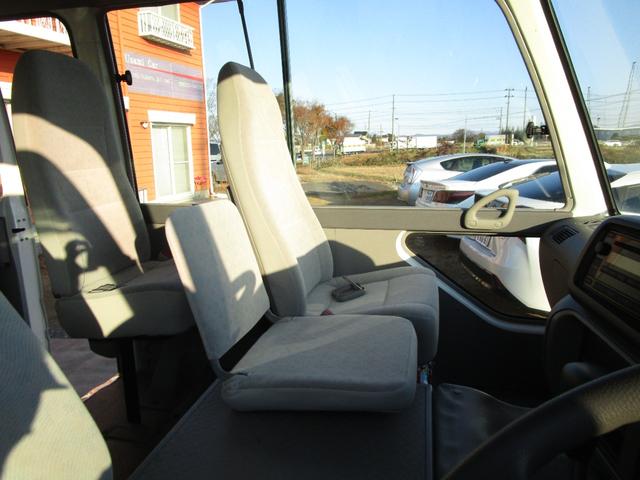 コースター LX ターボ 26人乗り 自動ドア 電動格納ミラー スペアホイールあり スペアキー付き(32枚目)