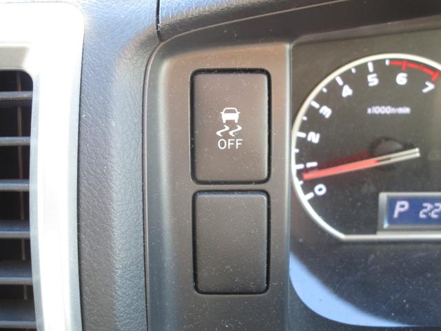 ハイエースワゴン グランドキャビン 4WD 純正ナビTV Bluetooth バックカメラ 左側パワースライドドア 前後ドライブレコーダー ETC 横滑り防止装置 10人乗り リアフォグ 純正ドアバイザー(19枚目)