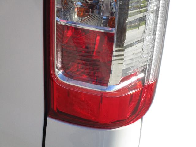 ハイエースワゴン グランドキャビン 4WD 純正ナビTV Bluetooth バックカメラ 左側パワースライドドア 前後ドライブレコーダー ETC 横滑り防止装置 10人乗り リアフォグ 純正ドアバイザー(40枚目)