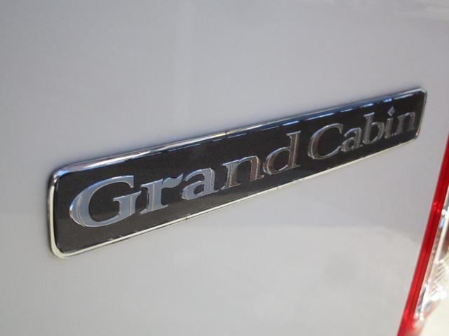 ハイエースワゴン グランドキャビン 4WD 純正ナビTV Bluetooth バックカメラ 左側パワースライドドア 前後ドライブレコーダー ETC 横滑り防止装置 10人乗り リアフォグ 純正ドアバイザー(41枚目)