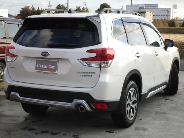 フォレスター アーバンセレクション　ワンオーナー　純正ナビ　バックカメラ　パワーシート　レーダークルコン　シートヒーター　デジタルインナーミラー　レーンキープアシスト　衝突被害軽減システム　パワーバックドア　ブラインドスポットモニター（3枚目）