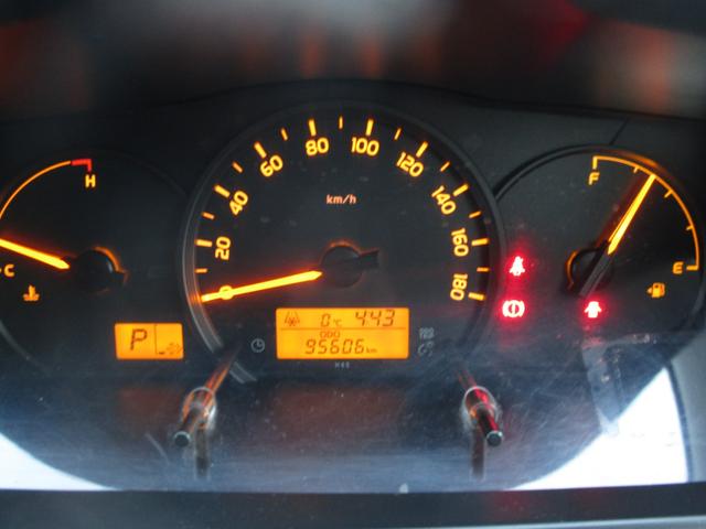 ハイエースバン ロングDX GLパッケージ 4WD ディーゼル 純正ナビTV バックカメラ ETC ベッドキット ルーフラック付き キーレス(7枚目)