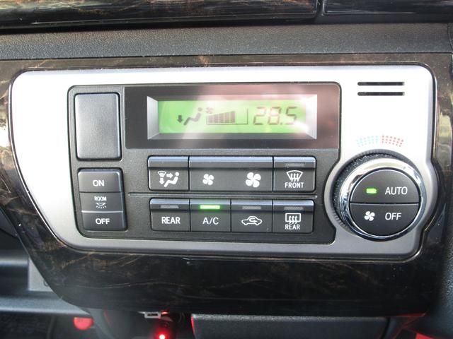 ハイエースワゴン GL ファインテックツアラー 4WD Pスタート 10人乗り ナビTV Bカメラ ETC ドラレコ BARBERO17インチアルミ 両側パワースライドドア フリップダウンモニター オットマンシート(17枚目)