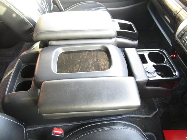 ハイエースワゴン GL ファインテックツアラー 4WD Pスタート 10人乗り ナビTV Bカメラ ETC ドラレコ BARBERO17インチアルミ 両側パワースライドドア フリップダウンモニター オットマンシート(19枚目)