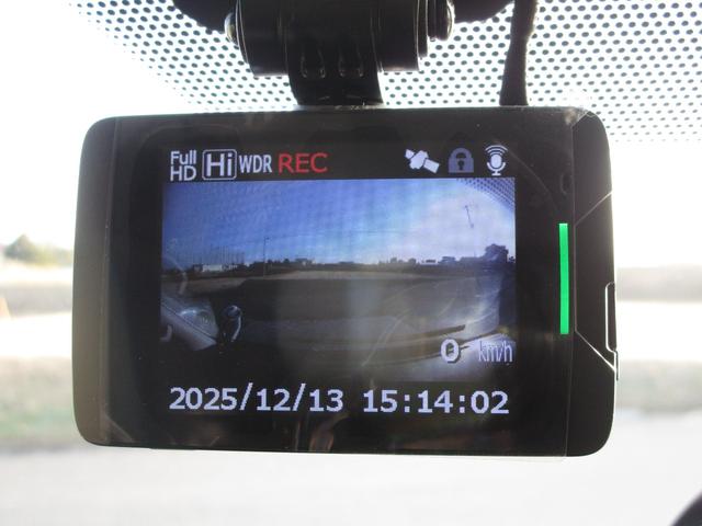 ハイエースワゴン GL ファインテックツアラー 4WD Pスタート 10人乗り ナビTV Bカメラ ETC ドラレコ BARBERO17インチアルミ 両側パワースライドドア フリップダウンモニター オットマンシート(22枚目)