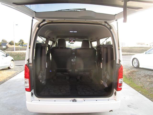 ハイエースワゴン GL ファインテックツアラー 4WD Pスタート 10人乗り ナビTV Bカメラ ETC ドラレコ BARBERO17インチアルミ 両側パワースライドドア フリップダウンモニター オットマンシート(39枚目)