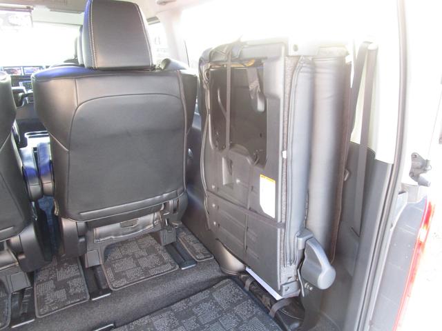 ハイエースワゴン GL ファインテックツアラー 4WD Pスタート 10人乗り ナビTV Bカメラ ETC ドラレコ BARBERO17インチアルミ 両側パワースライドドア フリップダウンモニター オットマンシート(42枚目)