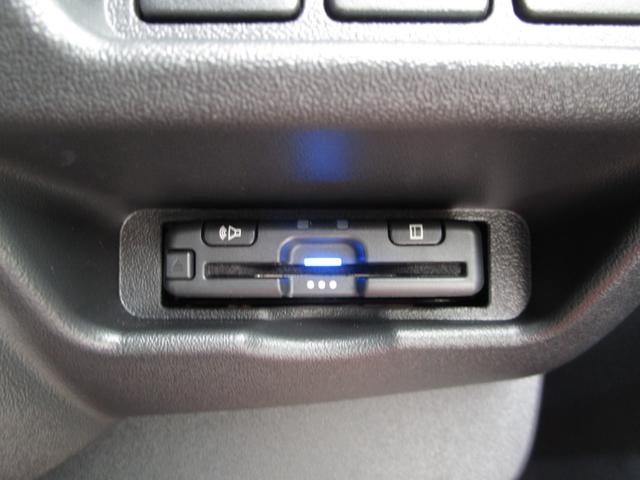 ハイエースバン スーパーＧＬ　ダークプライムＩＩ　１オーナー　ＴＲＤＧＲフルエアロ　モデリスタＬＥＤカーゴライト　ナビＴＶ　Ｂカメラ　ＥＴＣ　前後ドラレコ　アドバン　レーシング１７インチアルミ　デジタルインナーミラー　トムスＬＥＤテールランプ（22枚目）