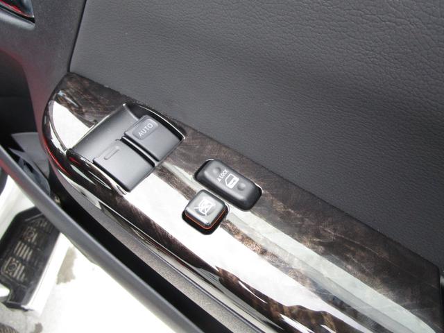 ハイエースバン スーパーＧＬ　ダークプライムＩＩ　１オーナー　ＴＲＤＧＲフルエアロ　モデリスタＬＥＤカーゴライト　ナビＴＶ　Ｂカメラ　ＥＴＣ　前後ドラレコ　アドバン　レーシング１７インチアルミ　デジタルインナーミラー　トムスＬＥＤテールランプ（29枚目）