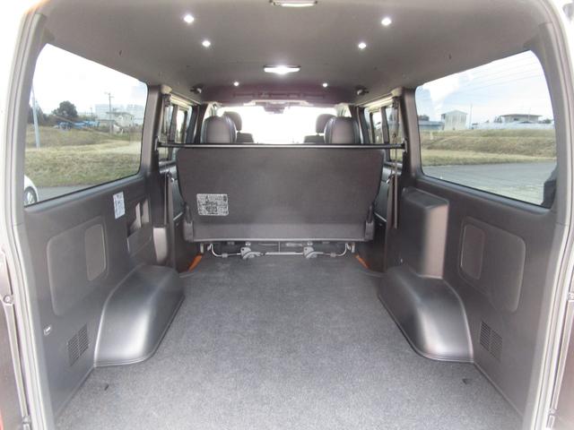 ハイエースバン スーパーＧＬ　ダークプライムＩＩ　１オーナー　ＴＲＤＧＲフルエアロ　モデリスタＬＥＤカーゴライト　ナビＴＶ　Ｂカメラ　ＥＴＣ　前後ドラレコ　アドバン　レーシング１７インチアルミ　デジタルインナーミラー　トムスＬＥＤテールランプ（36枚目）