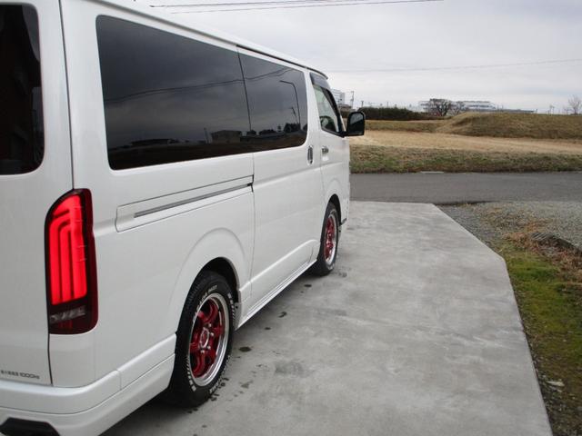 ハイエースバン スーパーＧＬ　ダークプライムＩＩ　１オーナー　ＴＲＤＧＲフルエアロ　モデリスタＬＥＤカーゴライト　ナビＴＶ　Ｂカメラ　ＥＴＣ　前後ドラレコ　アドバン　レーシング１７インチアルミ　デジタルインナーミラー　トムスＬＥＤテールランプ（62枚目）