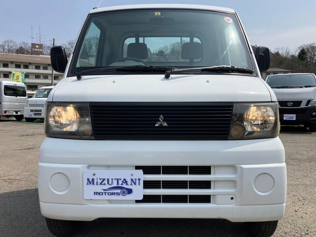 ミニキャブトラック Ｖタイプ　ＡＣ　ＰＳ　４ＷＤ　マニュアル車　外装クリーニング　内装クリーニング　車検２年付（9枚目）