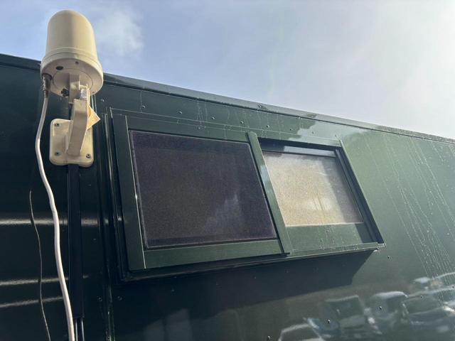 ＮＴ１００クリッパートラック ＤＸ　ＡＣ　ＰＳ　４ＷＤ　トリパルキャンピングカー　オートマ　ＥＴＣ　社外ナビ　フルセグテレビ　ミラー型ドライブレコーダー（32枚目）