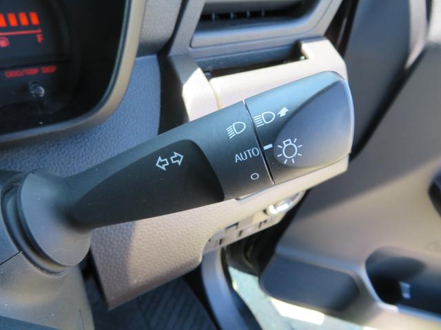 ルーミー Ｘ　４ＷＤ／左側パワースライドドア／ＥＴＣ／社外ナビゲーション／バックカメラ／Ｂｌｕｅｔｏｏｔｈ／スタッドレスタイヤ付／追突防止装置／前席エアバック／盗難防止装置／衝突安全ボディ／レンタカーアップ（17枚目）