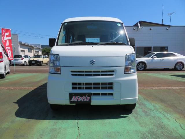 エブリイ ＰＡ　パートタイム４ＷＤ／５速マニュアル車／エアコン／パワーステアリング／運転席エアバック／助手席エアバック／スタッドレスタイヤ付（3枚目）
