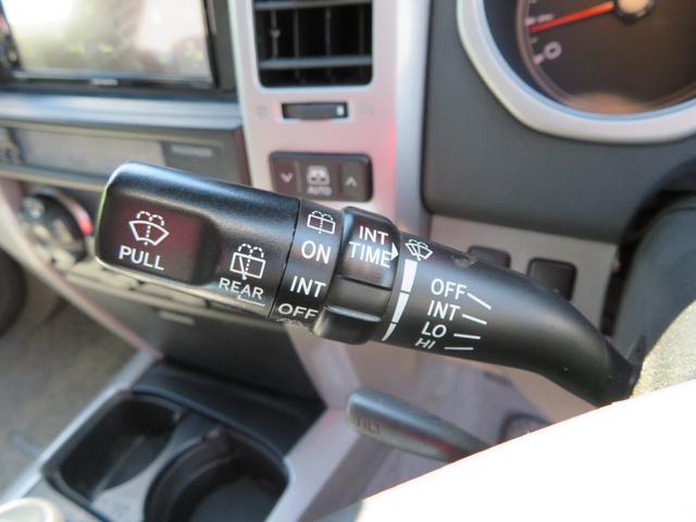 ハイラックスサーフ ＳＳＲ－Ｘ　切り替え付４ＷＤ／社外Ｂｌｕｅｔｏｏｔｈオーディオ／前席エアバック／ＥＴＣ／ドライブレコーダー／盗難防止装置／衝突安全ボディ／純正１６ＡＷ／電格ミラー／ルーフレール（15枚目）