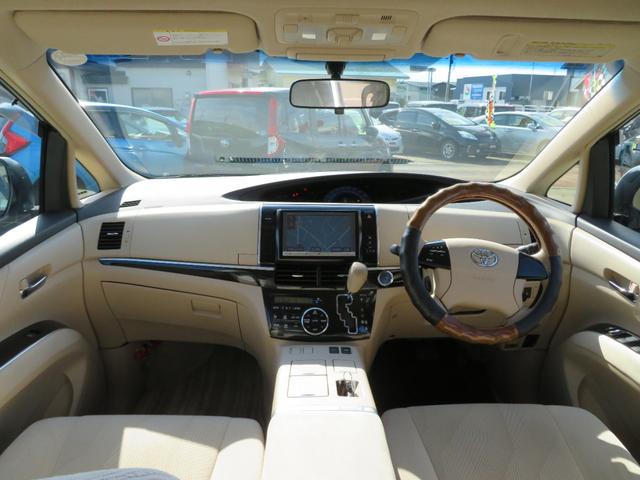 エスティマハイブリッド アエラス 4WD/両側パワースライドドア/純正8インチナビゲーション/デジタルテレビ/バックカメラ/Bluetooth/クルーズコントロール/パワーシート/ビルトインETC/ディスチャージライト/スマートキー(14枚目)