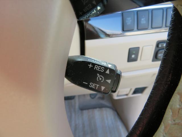 エスティマハイブリッド アエラス 4WD/両側パワースライドドア/純正8インチナビゲーション/デジタルテレビ/バックカメラ/Bluetooth/クルーズコントロール/パワーシート/ビルトインETC/ディスチャージライト/スマートキー(19枚目)