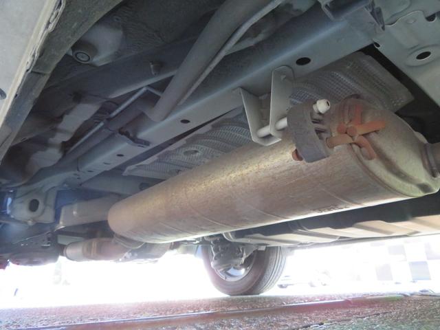 エスティマハイブリッド アエラス 4WD/両側パワースライドドア/純正8インチナビゲーション/デジタルテレビ/バックカメラ/Bluetooth/クルーズコントロール/パワーシート/ビルトインETC/ディスチャージライト/スマートキー(60枚目)