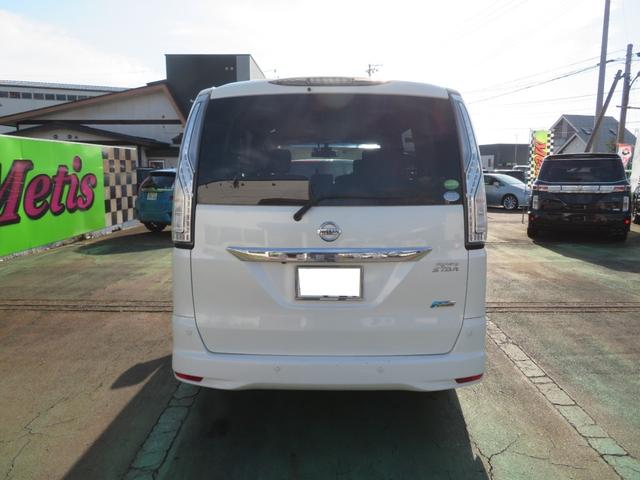 セレナ ハイウェイスター　Ｖセレ＋セーフティ　ＳＨＶ　Ａセフ　両側パワースライドドア／プッシュスタート／スマートキー／純正ナビゲーション／アラウンドビュー／デジタルテレビ／Ｂｌｕｅｔｏｏｔｈ／ビルトインＥＴＣ／ＬＥＤヘッドランプ／寒冷地仕様／クルーズコントロール（5枚目）