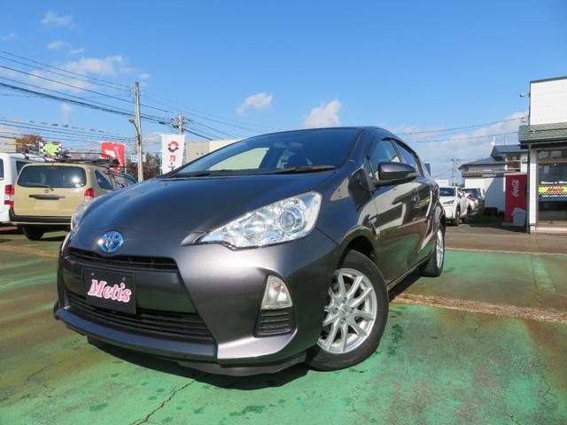 アクア Ｓ　社外ナビゲーション／ワンセグテレビ／バックカメラ／Ｂｌｕｅｔｏｏｔｈ／キーレスエントリー／前席シートヒーター／社外１５ＡＷ／社外エンジンスターター／前席エアバック／衝突安全ボディ（7枚目）