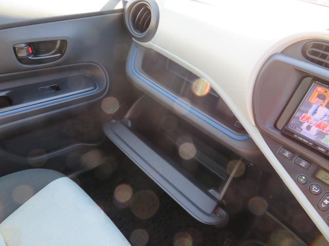 アクア Ｓ　社外ナビゲーション／ワンセグテレビ／バックカメラ／Ｂｌｕｅｔｏｏｔｈ／キーレスエントリー／前席シートヒーター／社外１５ＡＷ／社外エンジンスターター／前席エアバック／衝突安全ボディ（33枚目）