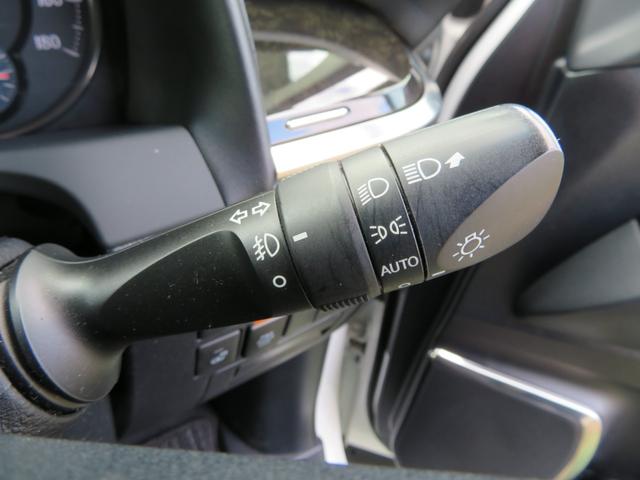 アルファード ２．５Ｓ　Ｃパッケージ　ＡＬＰＩＮＥ１０インチナビ／デジタルテレビ／バックカメラ／ＡＬＰＩＮＥフリップダウンモニター／両側パワースライドドア／パワーバックドア／ＴＥＩＮ車高調／ブラックレザー／ドラレコ／ＥＴＣ／ＬＥＤ（19枚目）