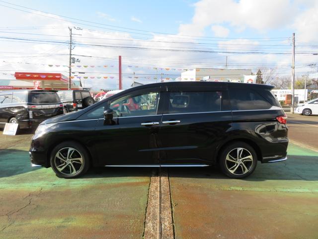 オデッセイ アブソルート・ＥＸ　４ＷＤ／純正ナビゲーション／デジタルテレビ／全方位カメラ／リヤフリップダウンモニター／両側パワースライドドア／ＬＥＤヘッドランプ／ホンダセンシング／ＥＴＣ／クルーズコントロール／レザーシート／（4枚目）