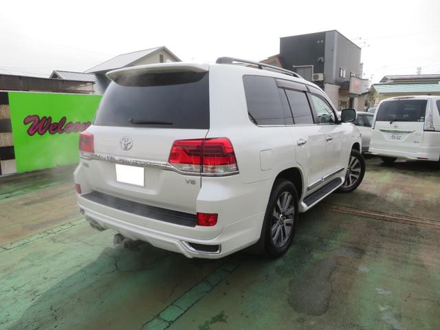 ランドクルーザー ZX 4WD/モデリスタフルエアロ/本革シート/サンルーフ/純正ナビゲーション/DTV/アラウンドビューモニター/リヤモニター/ヒッチメンバー/シートヒータクーラー/LED/前後ドラレコ/純正エンスタ(8枚目)