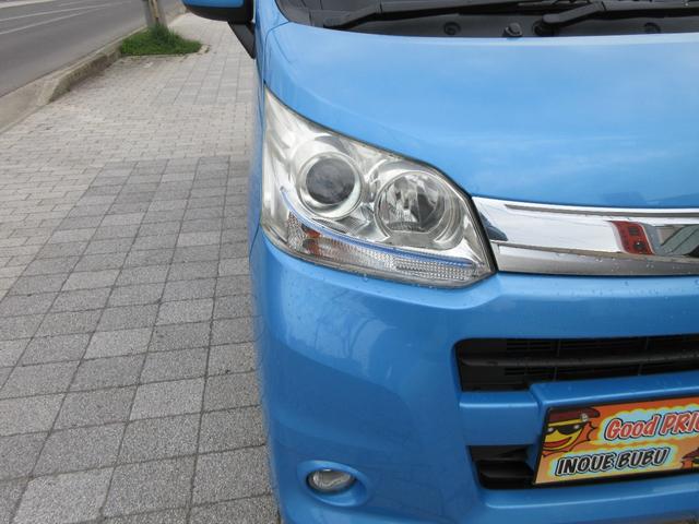 ステラ カスタムＲ　４ＷＤ　スマートキー　純正エンジンスターター　ＨＩＤ　社外１４インチＡＷ　アイドリングストップ（10枚目）