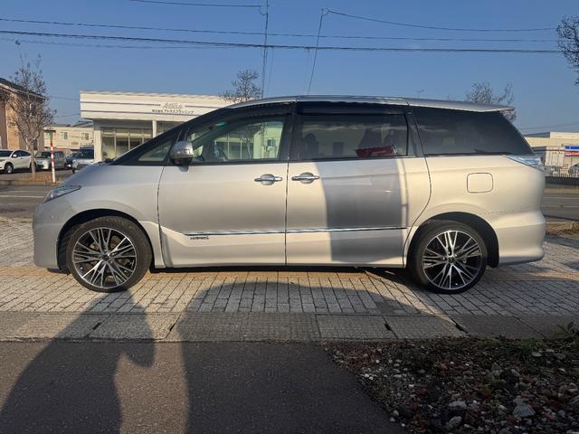 エスティマハイブリッド Ｇ　４ＷＤ　スマートキー　純正ＨＤＤナビ地デジＴＶ　Ｂカメラ　モデリスタ１９インチＡＷ　両側パワースライドドア　リアヒーター　クルーズコントロール　ＥＴＣ（9枚目）