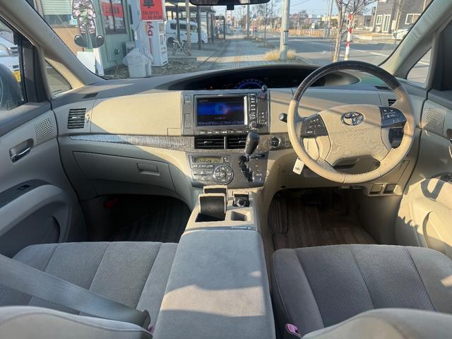 エスティマハイブリッド Ｇ　４ＷＤ　スマートキー　純正ＨＤＤナビ地デジＴＶ　Ｂカメラ　モデリスタ１９インチＡＷ　両側パワースライドドア　リアヒーター　クルーズコントロール　ＥＴＣ（15枚目）