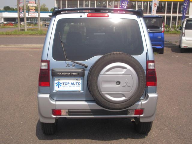 パジェロミニ ＶＲ　４ＷＤ　ターボ　ナビ　ＴＶ　ＣＤ／ＤＶＤ再生　音楽録音機能　キーレス　フォグランプ　ＡＢＳ　純正アルミホイール　無修復歴車（6枚目）