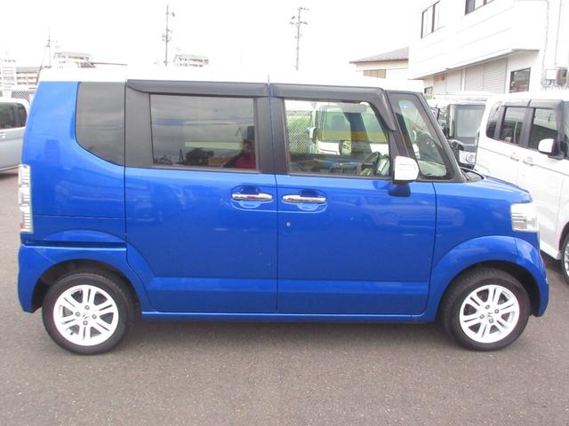Ｎ－ＢＯＸ ２トーンカラースタイル　Ｇ・Ｌパッケージ　４ＷＤ　後期型　電動スライドドア　スマートキー　ナビ　ＴＶ　ＣＤ／ＤＶＤ再生　Ｂｌｕｅｔｏｏｔｈ接続　ＥＴＣ　バックカメラ　シートヒーター　横滑り防止　純正アルミホイール（8枚目）