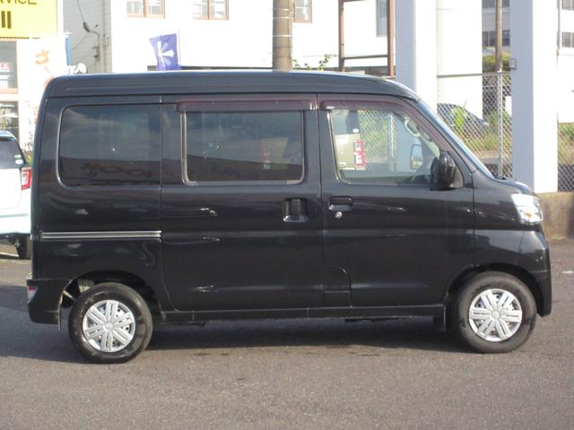 ハイゼットカーゴ クルーズターボＳＡＩＩＩ　切替式４ＷＤ　後期型　キーレス　純正オーディオ　ＣＤ　ＥＴＣ　社外エンジンスターター　オートマチックハイビーム　電動格納ミラー　横滑り防止　障害物センサー　レーンキープアシスト　ブレーキアシスト機能（8枚目）
