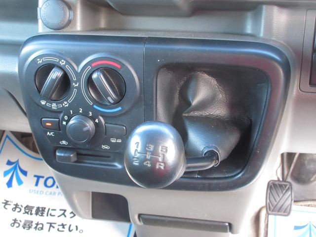 エブリイ ジョインターボ　４ＷＤ　ハイルーフ　５ＭＴ　キーレスキー　社外オーディオ　ＣＤ　Ｂｌｕｅｔｏｏｔｈ接続　ＡＵＸ　ＥＴＣ　フォグライト　全席パワーウインドウ　電動格納ミラー　パワーステアリング　ＡＢＳ　無修復歴車（28枚目）