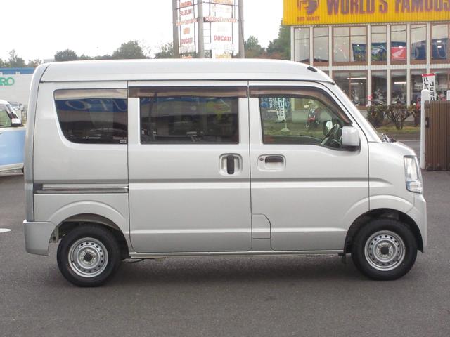 スクラム ＰＣスペシャル　切替式４ＷＤ　ハイルーフ　ナビ　ＴＶ　ＣＤ　ＥＴＣ　ドライブレコーダー　電動格納ミラー　パワーステアリング　ＡＢＳ　横滑り防止機能　ブレーキサポート　無修復歴車（8枚目）