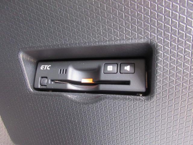 タント カスタムＲＳ　４ＷＤ　ターボ　両側電動スライドドア　スマートキー　ナビ　ＴＶ　ＣＤ／ＤＶＤ再生　Ｂｌｕｅｔｏｏｔｈ接続　ＥＴＣ　バックカメラ　シートヒーター　障害物センサー　レーンキープアシスト　ブレーキサポート（50枚目）