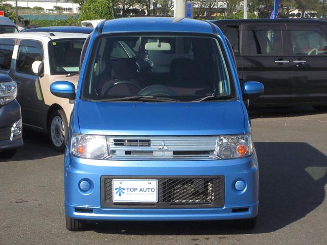 トッポ Ｇ　４ＷＤ　キーレスキー　純正オーディオＣＤ　シートヒーター　全席パワーウインドウ　フルフラット　電動格納ミラー　ＡＢＳ　社外アルミホイール（4枚目）