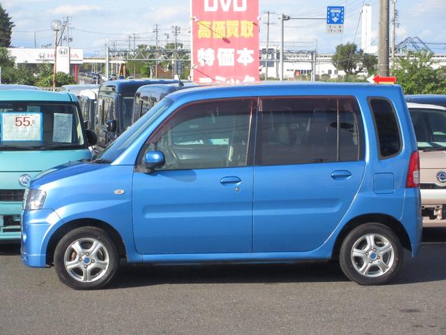 トッポ Ｇ　４ＷＤ　キーレスキー　純正オーディオＣＤ　シートヒーター　全席パワーウインドウ　フルフラット　電動格納ミラー　ＡＢＳ　社外アルミホイール（10枚目）