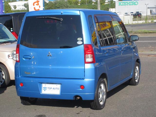 トッポ Ｇ　４ＷＤ　キーレスキー　純正オーディオＣＤ　シートヒーター　全席パワーウインドウ　フルフラット　電動格納ミラー　ＡＢＳ　社外アルミホイール（16枚目）