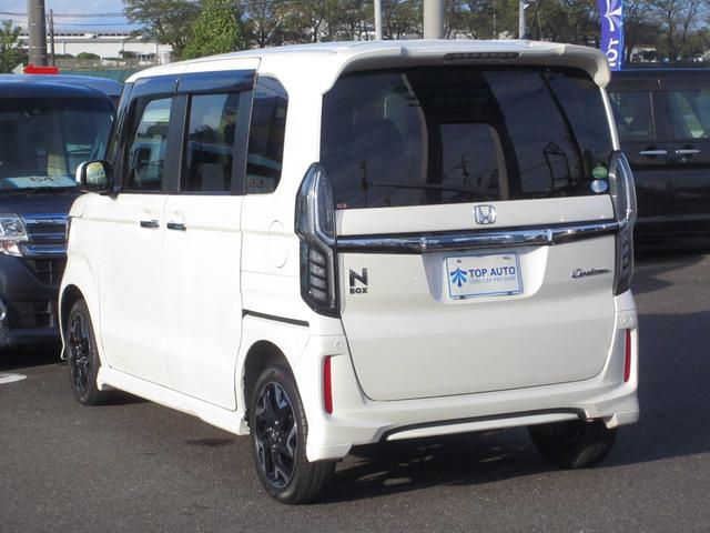 Ｎ－ＢＯＸカスタム Ｇ・ＥＸターボホンダセンシング　４ＷＤ　両側電動スライドドア　スマートキー　ナビ　ＴＶ　ＣＤ／ＤＶＤ再生　Ｂｌｕｅｔｏｏｔｈ接続　ドライブレコーダー　ＥＴＣ　バックカメラ　シートヒーターＬ／Ｒ　クルーズコントロール　ブレーキサポート（18枚目）