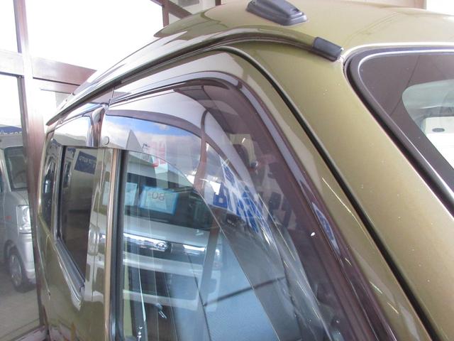 ハイゼットカーゴ クルーズターボリミテッド 切替式4WD 5MT キーレス ナビ TV CD/DVD再生 Bluetooth接続 ETC ドライブレコーダー 全席パワーウインドウ 電動格納ミラー パワーステアリング ABS 無修復歴車(20枚目)